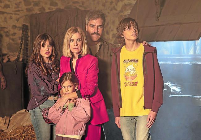 Una familia del siglo XXI en el Medievo.